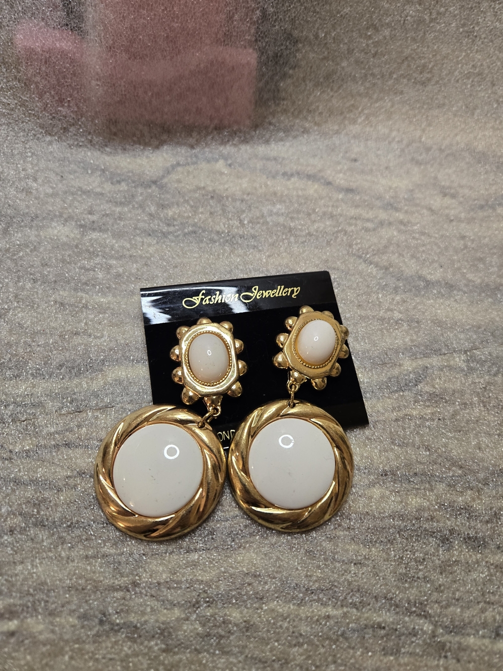 Fashion Jewelry Gold and Cream Vintage-Inspired Drop Earrings